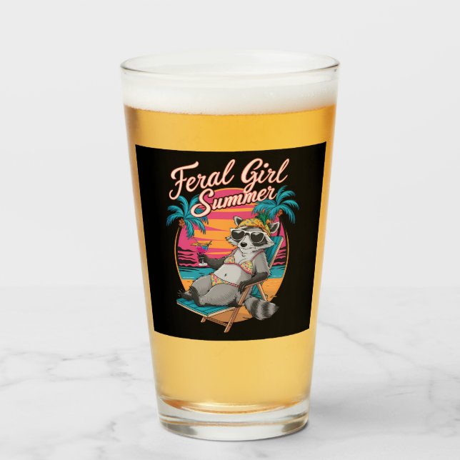 Feral Girl Summer Beach Funny Raccoon Glas (Vorne (Gefüllt))