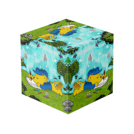 Ferald Zeichnend am Wasserfall Cube Würfel