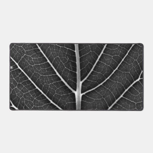 Fermeture de la feuille brillante noire et blanche