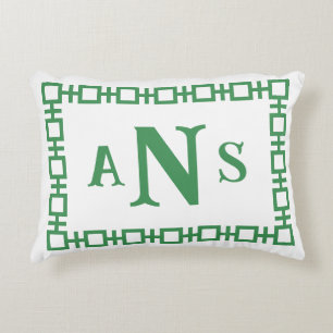 Fern Green Square, griechisches Schlüsselmonogramm Dekokissen