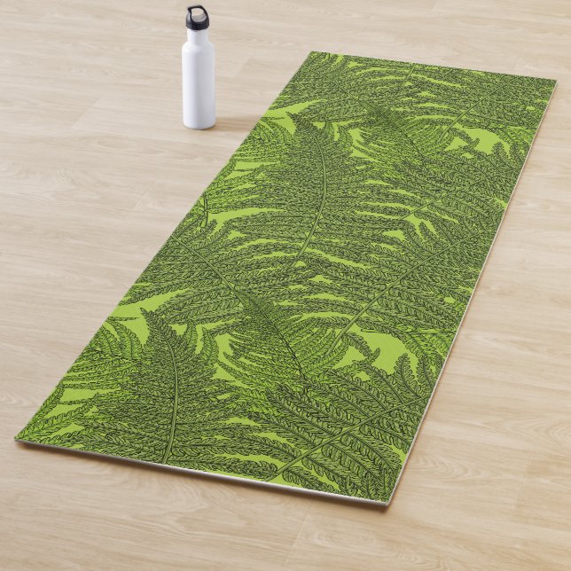 Fern in grün yogamatte (Beispiel)