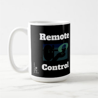 "Fernbedienung" SKULLNSKIN Grafik von J.H. Thornto Kaffeetasse
