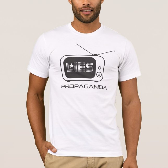 Fernsehen ist Propaganda und liegt T-Shirt (Vorderseite)
