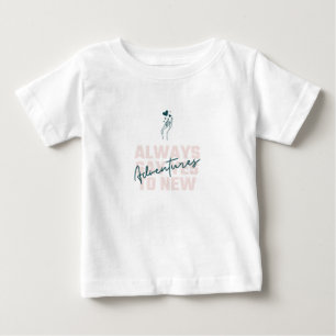 Fernweh-Lebenszitat, mehr Boho-Wandkunst erkunden Baby T-shirt