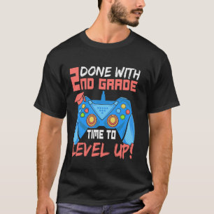 Fertig mit der 2. Klasse Zeit zum Aufsteigen Letzt T-Shirt