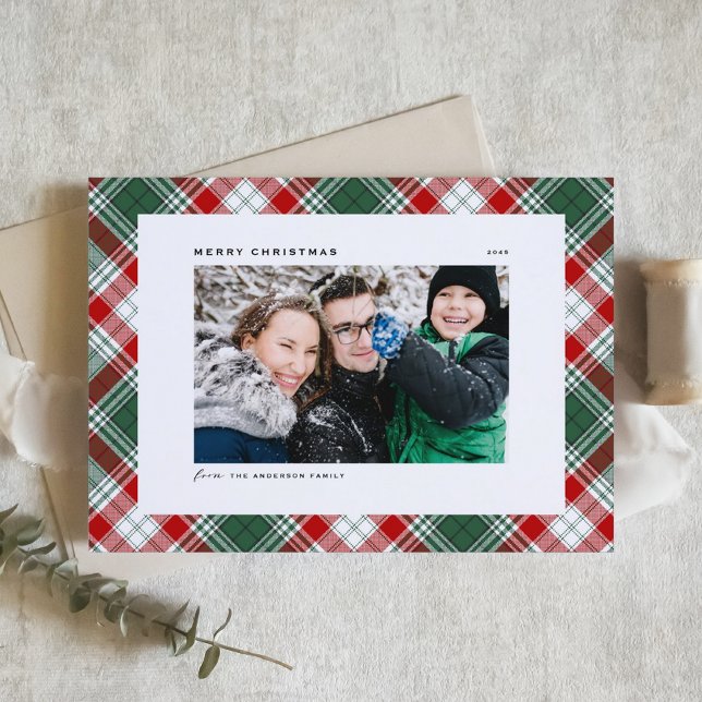 Fest Grün Kariertes Muster Frohe Weihnachten Foto (Festive Red and Green Tartan Plaid Pattern Merry Christmas Photo Holiday Card)