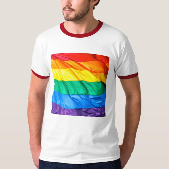 Fester Stolz - Gay Pride-Flaggen-Nahaufnahme T-Shirt (Vorderseite)