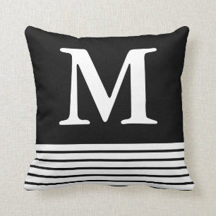 Festes Schwarz mit B/W-Streifen Mit Monogramm  Kissen