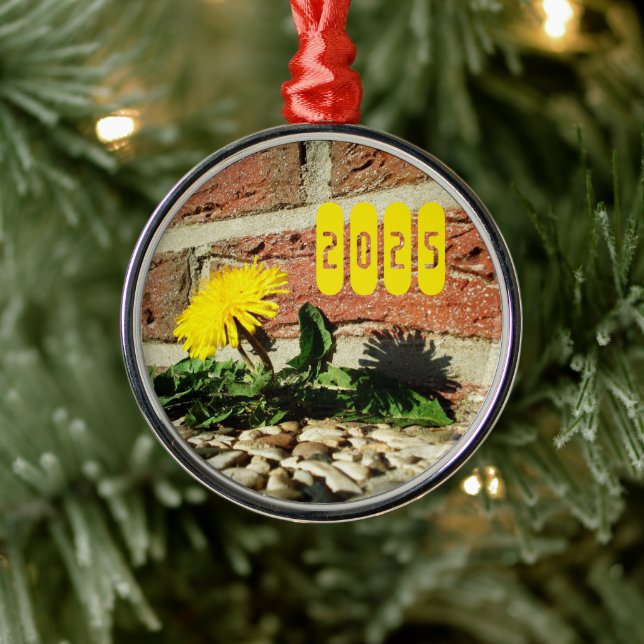 Festgestellter Löwenzahn, Löwenzahn in der Fußgäng Ornament Aus Metall (Baum)