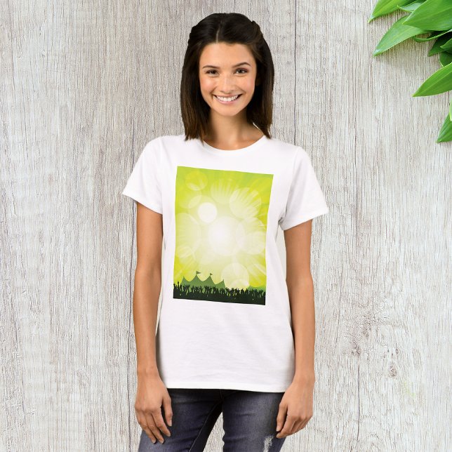 Festival Crowd Womens T - Shirt (Von Creator hochgeladen)