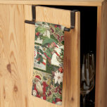 Festival Vintage Christmas Ephemera Collage Green Geschirrtuch<br><div class="desc">Spaß,  festliche,  farbenfrohe und faszinierende Urlaubsmuster mit fröhlich alten Weihnachtsephemeriden aus Viktorianischer Zeit,  einschließlich Santas in verzierten Rahmen,  Heilig,  Mistletoe,  Schlitten,  Winterszenen,  glückliche Kinder und frohe Weihnachtsgrüße auf grünem Hintergrund.</div>