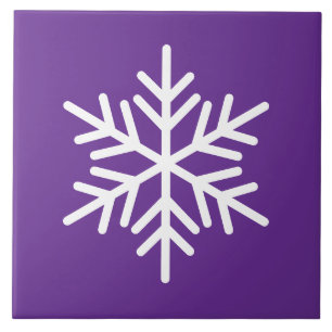 Festival White Nordic Snowflake auf Royal Lila Fliese