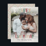 Festivals farbenfrohe Weihnachtsbright Volles Foto Feiertagskarte<br><div class="desc">Diese farbenfrohe Weihnachts-Weihnachtskarte ist perfekt für Ihre lustige,  kreative und helle Weihnachtsfeier. Sein einzigartiger,  spielerischer,  moderner Schriftart in Rot,  Bräune,  hell und dunkelgrün sorgt für eine fröhliche Saisonstimmung. Wenn Sie Ihren Lieben den dunklen Winter mit niedlichem Feiertagsjubeln näher bringen wollen,  haben Sie genau das Richtige gefunden!</div>