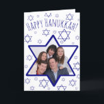 Festivals Spaß Star von David Foto Rahmen Hanukkah Feiertagskarte<br><div class="desc">Diese lustige Karte ist ein wunderbarer Weg, um Ihren Freunden und Familie ein Happy Hanukkah zu wünschen. Ein festliches Design mit einem Star of David, der eigentlich ein Foto-Rahmen ist, in dem man ein Bild hochladen kann. Im Hintergrund sind kleine Sterne von David zu sehen, die an Schneeflocken erinnern. Niedliche...</div>