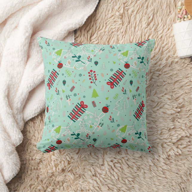 Festive Design with Trees, Reindeer & Snowflakes Kissen (Decke)