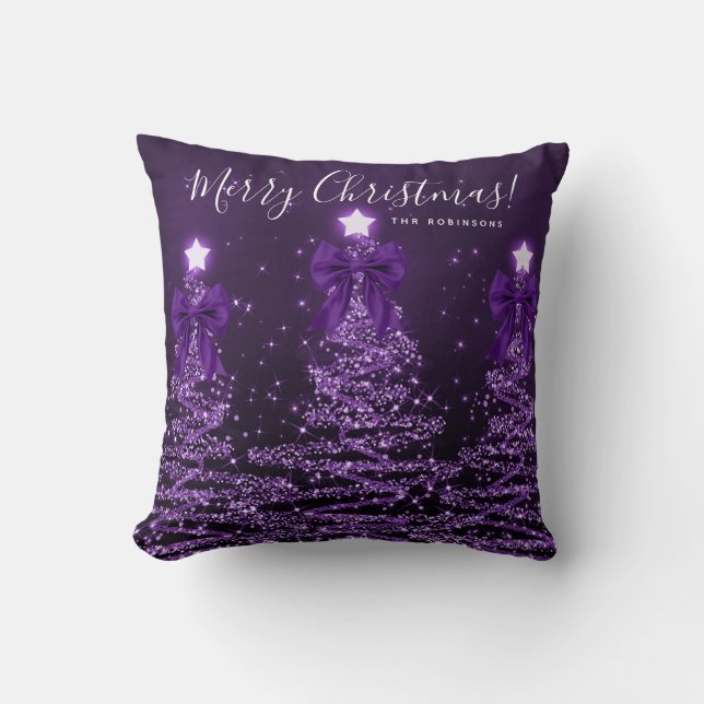 Festive Holiday Purple Christmas Trees Name  Kissen (Vorderseite)