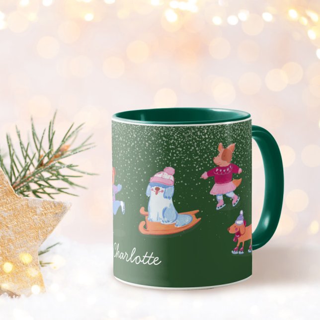Festive Winter Iceskating Dogs Xmas Green Name Mug Tasse (Von Creator hochgeladen)