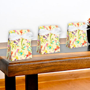 Festliche Feier farbenfrohe Confetti über Gelb Geschenkschachtel