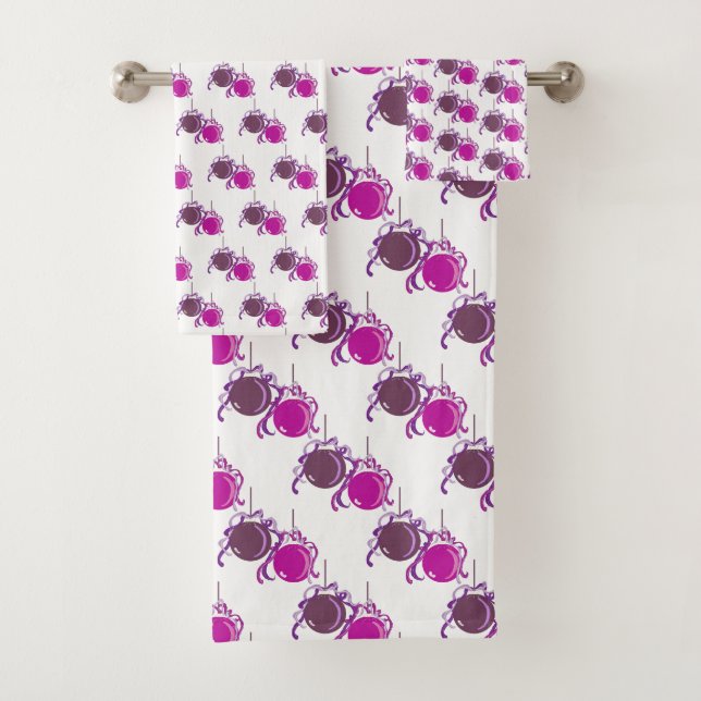 Festliche Lila Baubble-Feriendekoration Badhandtuch Set (Insitu)