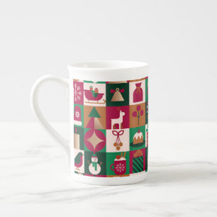 Festliche Weihnachtscollage mit Geschenken, Bäumen Prozellantasse