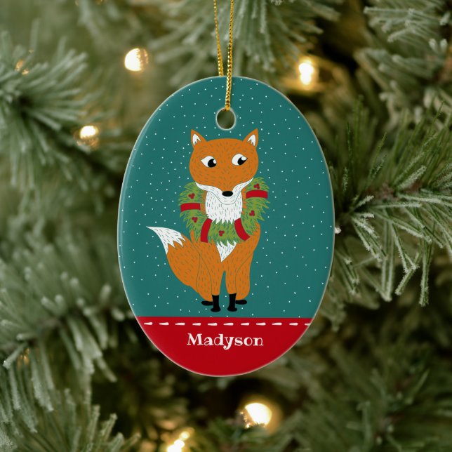 Festlicher Fox mit Weihnachtskranz Personalisiert Keramik Ornament (Baum)