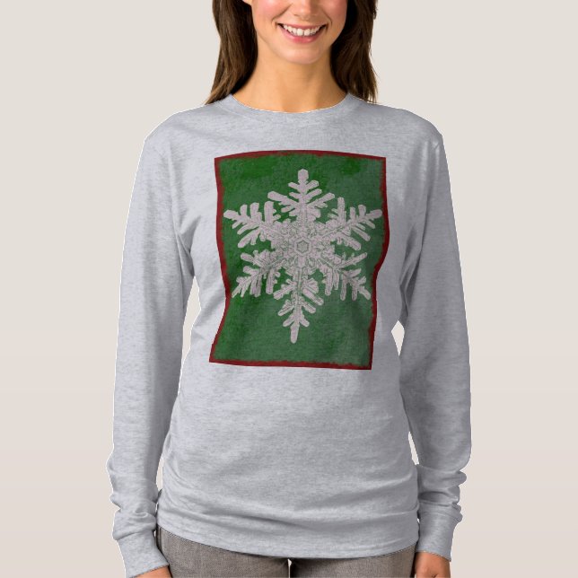 Festlicher grüner Schneeflocken Winterurlaub Langs T-Shirt (Vorderseite)