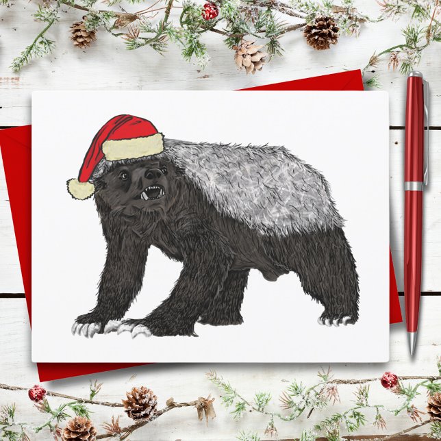 Festlicher Honig Badger Badass Weihnachten Postkarte (Christmas honey badger wearing a santa hat funny wild animal art holiday greetings postcard)