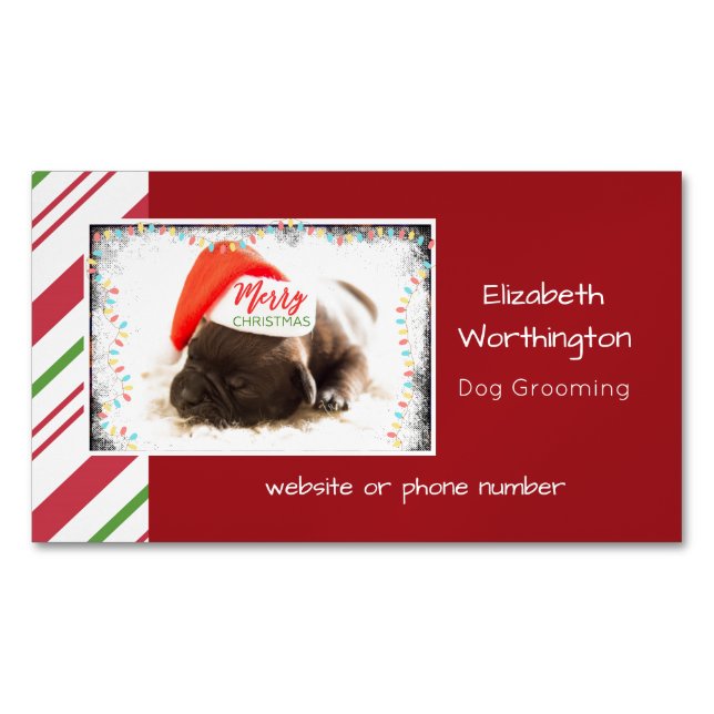Festlicher Mops in Roter Weihnachtsmannmütze mit W Magnetische Visitenkarte (Vorderseite)