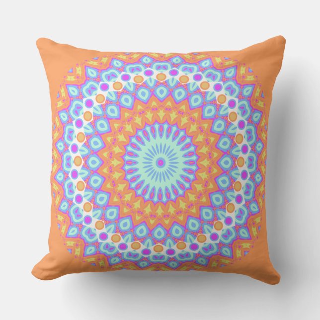Festlicher orange rosa Mandala-Entwurf 2 Kissen Für Draußen (Vorderseite)