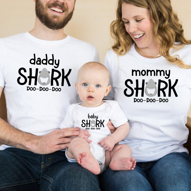 Fête des mères du requin maman T-shirt blanc fémin (Créateur téléchargé)