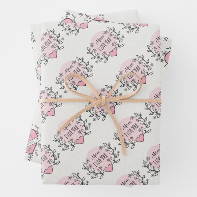 Fête des mères Envelopper les feuilles de papier (En situation)