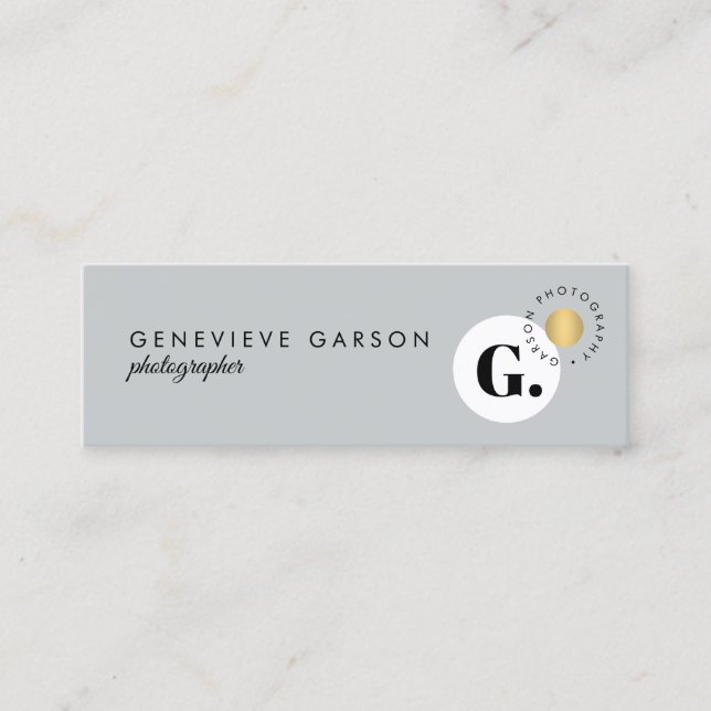 Fett kreative Monogram Logo Grau Social Media Mini Visitenkarte (Vorderseite)