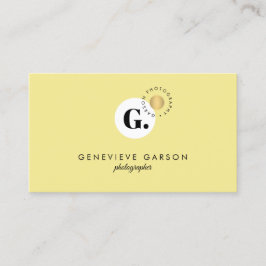 Fett kreatives Monogram Logo Gelbe Soziale Medien Visitenkarte