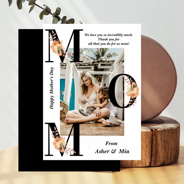 Fett MAMA Blumentypografie Happy Mother's Day Card (Von Creator hochgeladen)