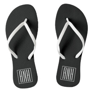 Fett Modern 3 Initialen Monogramm Schwarz weiß Flip Flops