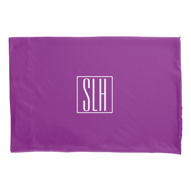 Fett Modern 3 Initialen Monogramm | Weiß und Lila Kissenbezug (Vorderseite)