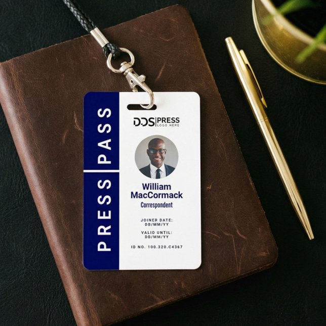 Fett Modernes Navy Circle Foto Press Pass & Logo Ausweis (Bold Modern Navy Circle Photo Press Pass & Logo Badge)