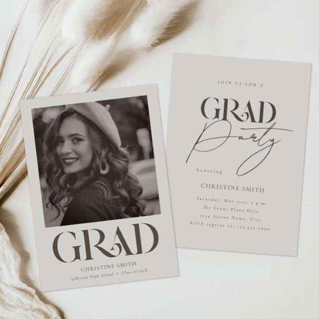 Fett Retro Typografy Foto Graduation Party Einladung (Von Creator hochgeladen)