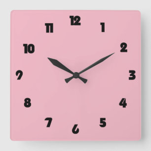 Fett schwarze Zahlen auf rosa Wandleuchte Quadratische Wanduhr