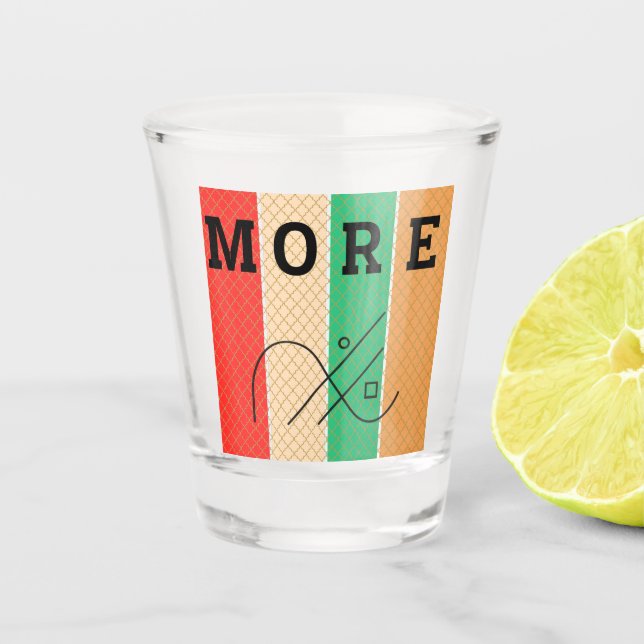 Fettdruck und Geometrie Schnapsglas (Vorderseite)