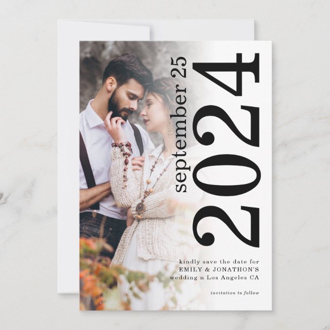 Fettgedrehte Typografie-Foto-Overlay-Hochzeit Save The Date (Vorderseite)