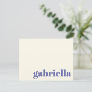 Fettgedruckte Typografie mit personalisiertem Name Mitteilungskarte