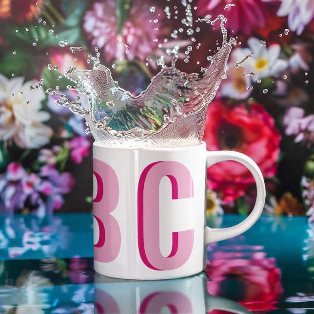 Fettgestrichene Rosa-3-Letter-Monogramm Kaffeetasse (Bold Stacked Pink 3 Letter Monogram Coffee Mug)