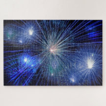 Feu d'artifice bleu impossible au puzzle de nuit