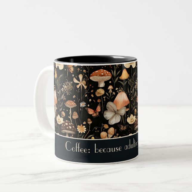 Feuchte Pilze und Blume Kernmuster Zweifarbige Tasse (Vorderseite Links)