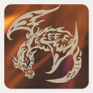 Feuer der Leben-Fliegen-Drache-Aufkleber Quadratischer Aufkleber