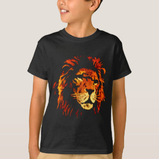 Feuer-Löwe - afrikanischer Löwe-König des T-Shirt