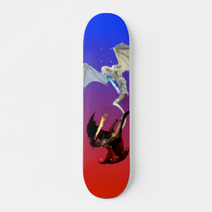 Feuer- und Eisdrachen-Kampf Fliegenbestie Skateboard