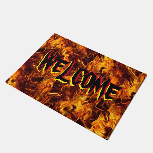 Feuer- und Flammenmuster Fußmatte (Schrägansicht)