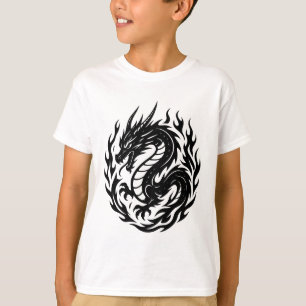 Feuerdrache im Coil-Tattoo-Stil T-Shirt